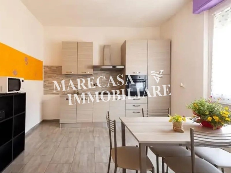 Trilocale in Vendita a Aulla, 80'000€, 62 m², arredato