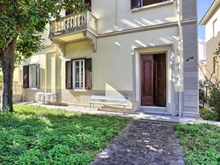 Villa bifamiliare in Affitto a San Vincenzo, 500€, 100 m², arredato