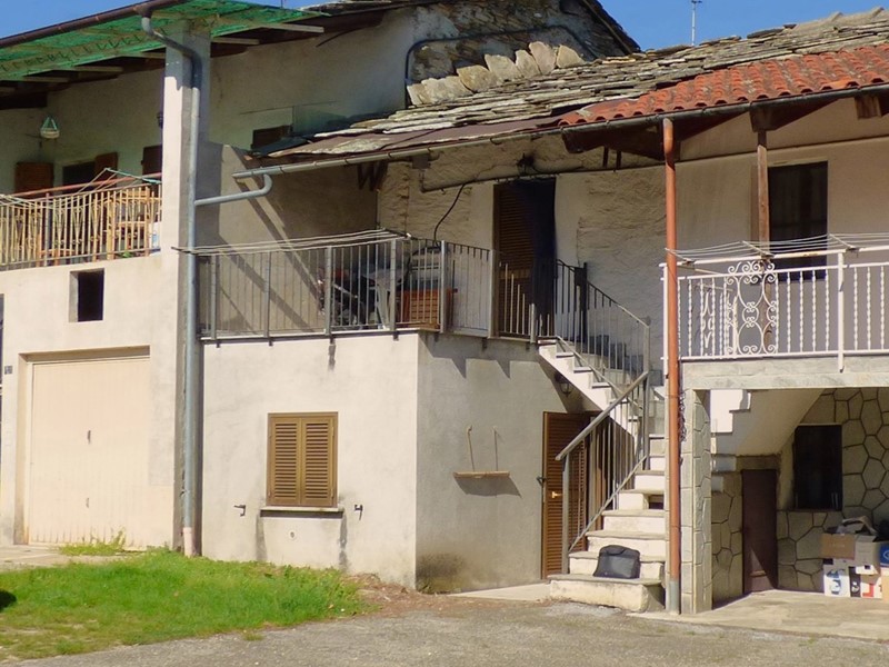 Casa Indipendente in Vendita a Luserna San Giovanni, 39'000€, 66 m², arredato