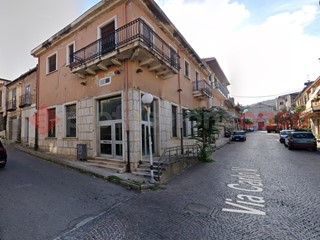 Negozio in Vendita a Seminara, 100'000€, 260 m²