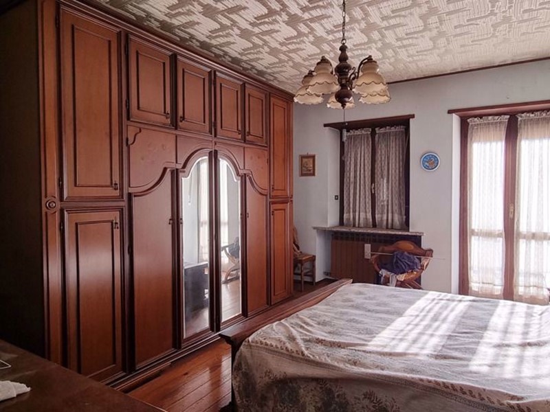 Casa Indipendente in Vendita a Frossasco, 145'000€, 230 m²