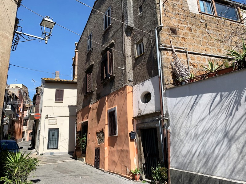 Quadrilocale in Vendita a Nepi, 49'000€, 60 m²