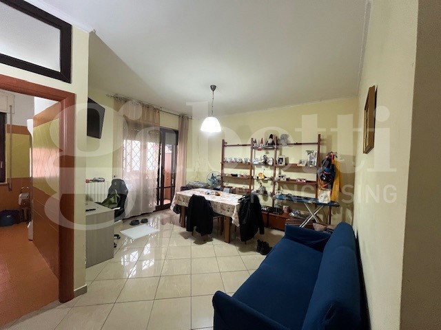 Trilocale in Vendita a Avellino, 98'000&euro;, 75 m², arredato