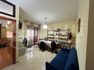 Trilocale in Vendita a Avellino, 98'000&euro;, 75 m², arredato