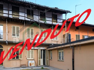 Casa Semi Indipendente in Vendita a Ciriè, 99'000€, 110 m²