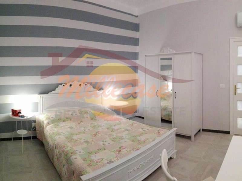 Quadrilocale in Vendita a Siracusa, zona Adda -Gelone - Borgata, 159'000&euro;, 90 m²