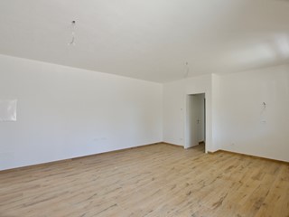 Trilocale in Vendita a San Pietro in Casale, 305'000€, 131 m², con Box