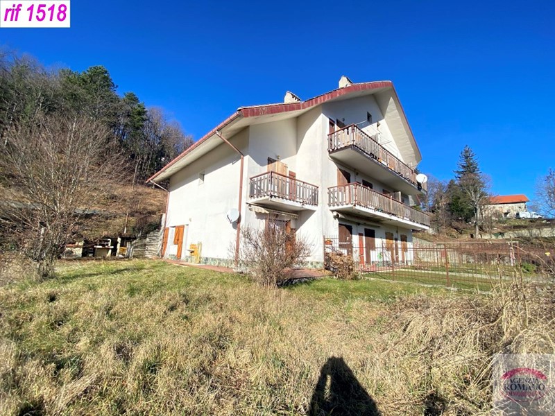 Appartamento in Vendita a Urbe, 45'000€, 83 m², arredato