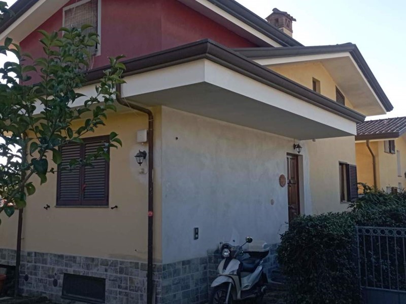 Casa Indipendente in Vendita a Massarosa, 280'000€, 150 m²