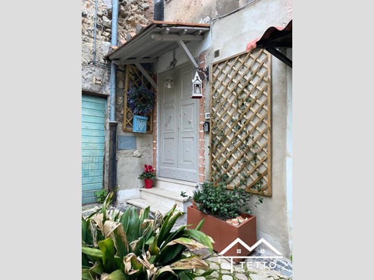 Quadrilocale in Vendita a Torrita Tiberina, 72'000€, 60 m²