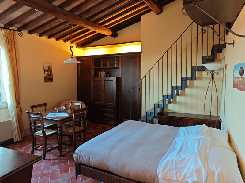 Bilocale in Vendita a Palaia, zona Colleoli, 95'000€, 50 m², arredato