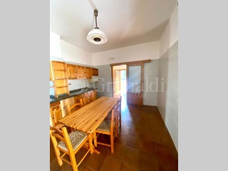 Appartamento in Vendita a Tuglie, 98'000€, 147 m²