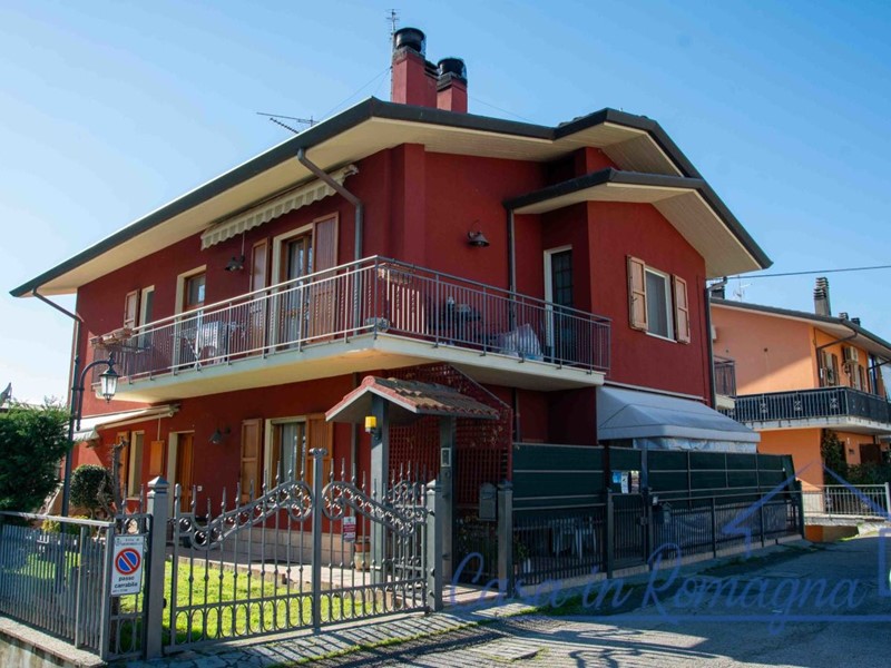 Casa Semi Indipendente in Vendita a Rimini, 290'000€, 156 m², con Box
