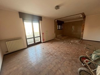 Quadrilocale in Vendita a Belfiore, 160'000€, 130 m²