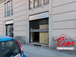 Immobile commerciale in Vendita a Novara, zona Centro, 139'000€, 115 m²