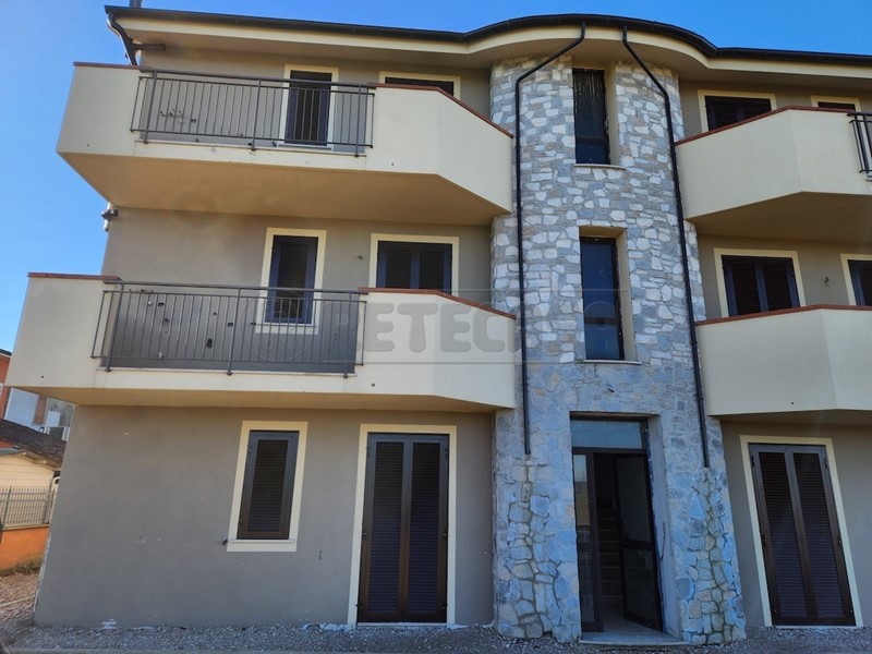 Trilocale in Vendita a Bientina, zona Bientina, 120'000€, 70 m²