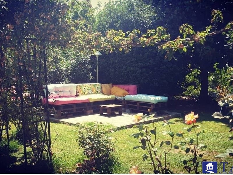 Casa Indipendente in Vendita a Carrara, 720'000€, 420 m²