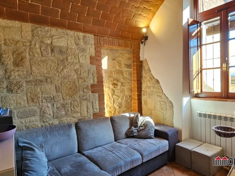 Trilocale in Vendita a Poggibonsi, 168'000€, 67 m²