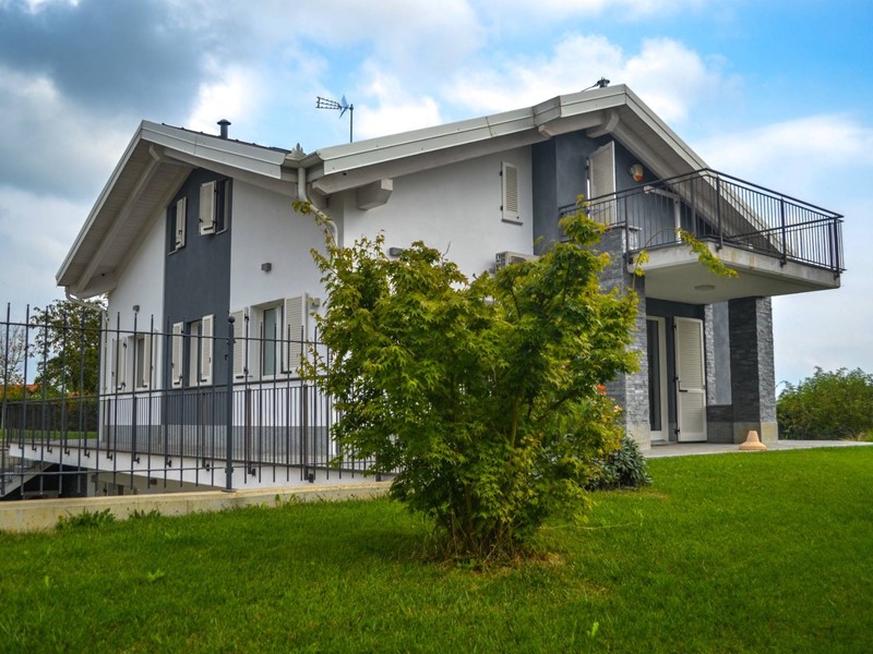 Villa in Vendita a Pecetto Torinese, 610'000€, 260 m²
