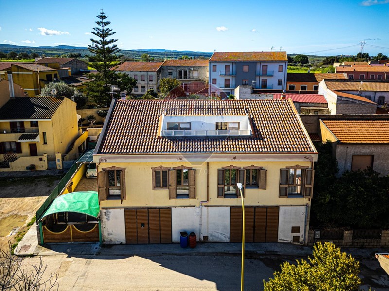 Casa Indipendente in Vendita a Usini, 105'000€, 117 m²