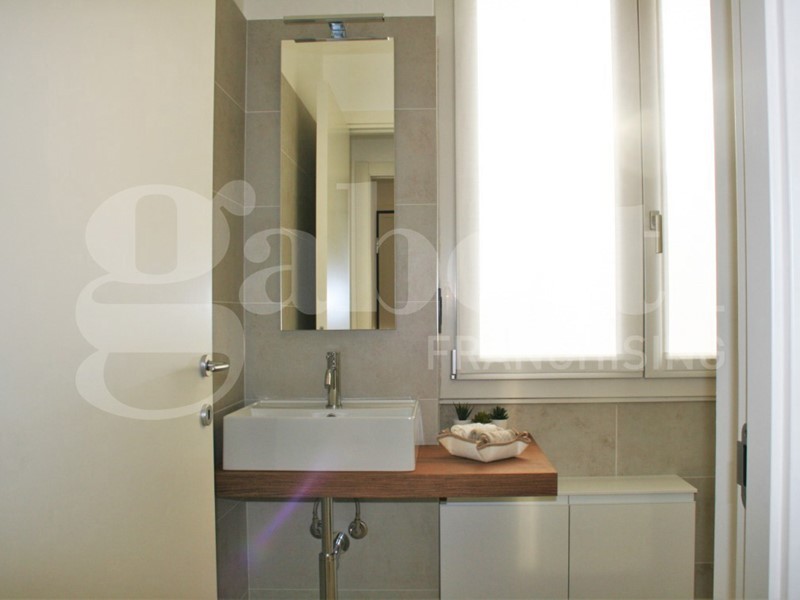 Bilocale in Vendita a Milano, 315'000€, 44 m²