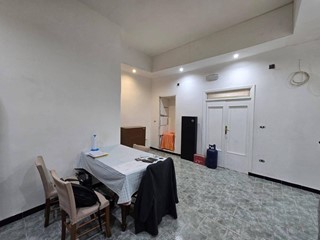 Bilocale in Vendita a Napoli, 98'000€, 50 m²