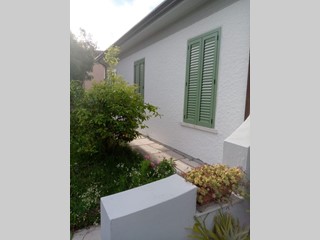 Casa Indipendente in Vendita a Carrara, zona Marina Di Carrara, 500'000€, 160 m²