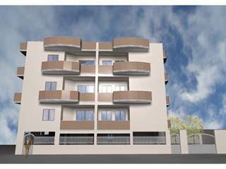 Casa Indipendente in Vendita a Mondragone, zona Via Filzi, 165'000€, 600 m²