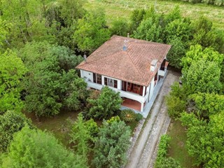 Villa in Vendita a San Giuliano Terme, zona Colignola, 538'000€, 276 m², con Box