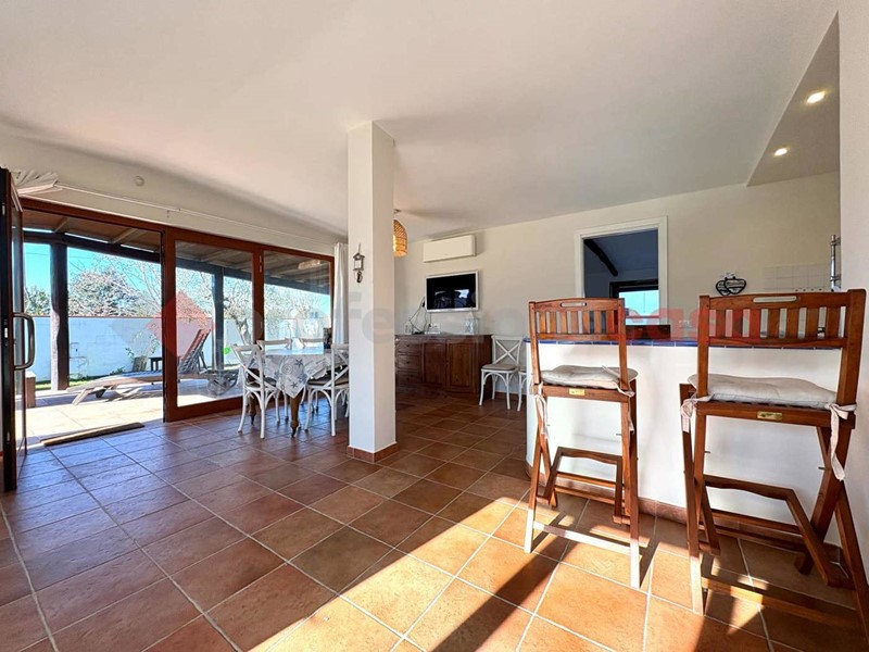 Villa in Vendita a Terracina, 319'000€, 100 m², arredato