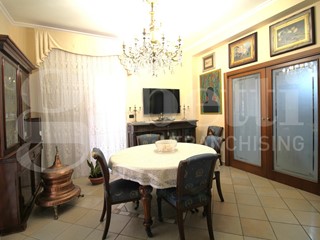 Trilocale in Vendita a Arzano, 185'000€, 95 m²