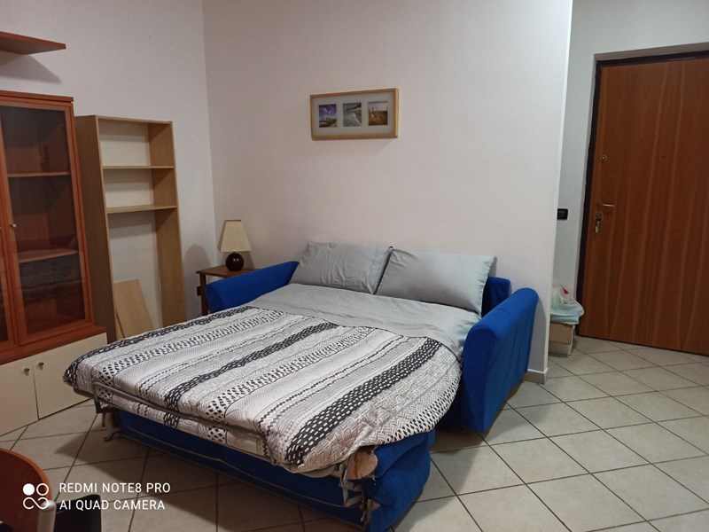 Monolocale in Affitto a Guidonia Montecelio, zona guidonia , 445€, 38 m², arredato