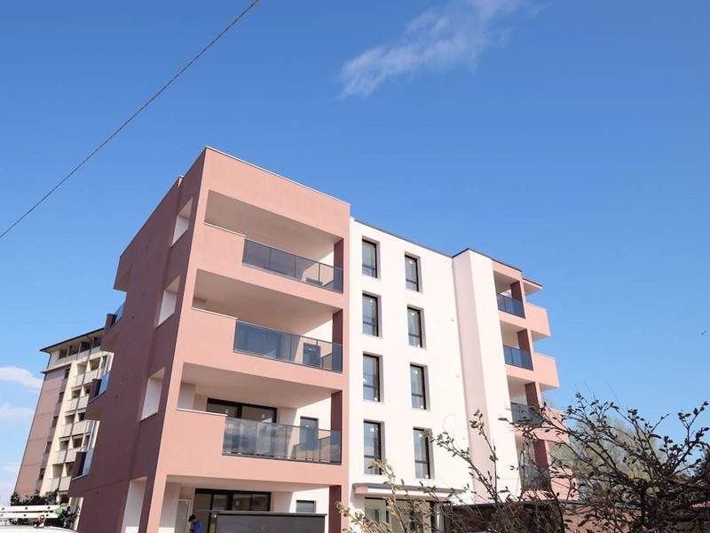 Trilocale in Vendita a Pordenone, zona Semicentro, 350'000€, 130 m²
