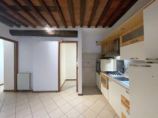 Trilocale in Vendita a Camaiore, 145'000&euro;, 60 m²