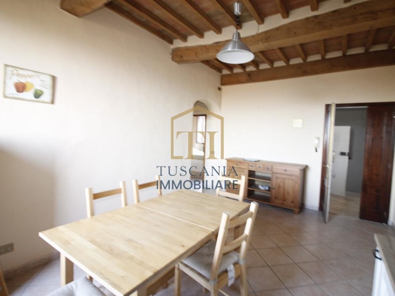 Trilocale in Vendita a San Gimignano, zona Castel San Gimignano, 95'000€, 58 m²