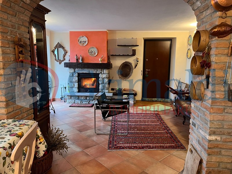 Casa Indipendente in Vendita a Colli Verdi, 205'000€, 122 m²