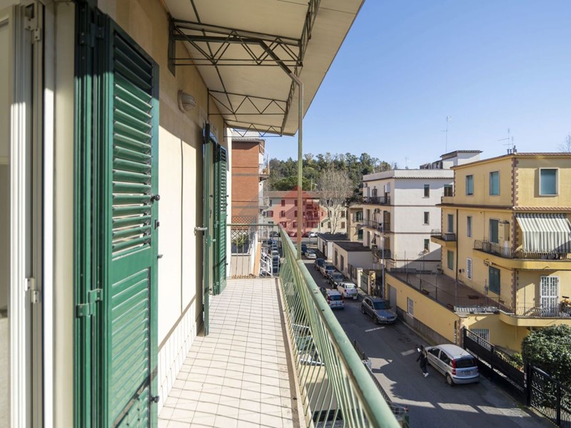 Trilocale in Vendita a Roma, 150'000€, 64 m²
