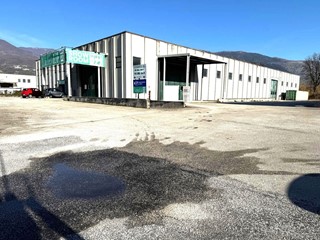 Capannone in Vendita a Sora, 890'000€, 2010 m²