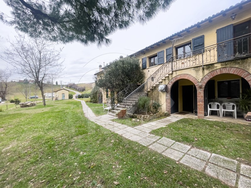 Trilocale in Affitto a Pianoro, zona Pianoro Vecchio, 850€, 79 m²