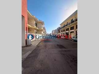 Immobile commerciale in Vendita a Cavallino, 65'000€, 120 m²