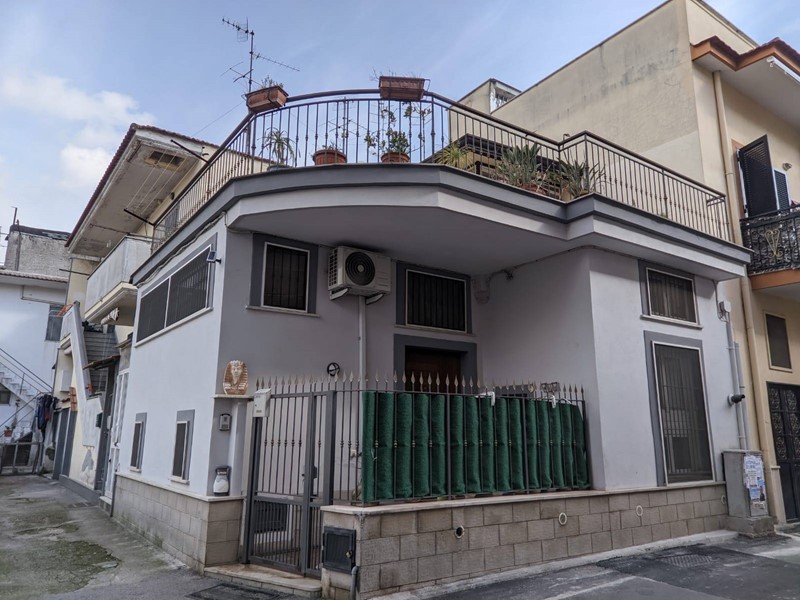 Bilocale in Vendita a Brusciano, 75'000€, 40 m²