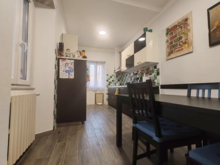 Quadrilocale in Vendita a Massa, 220'000€, 90 m²