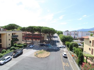 Quadrilocale in Vendita a Pontedera, 86'000€, 85 m², con Box
