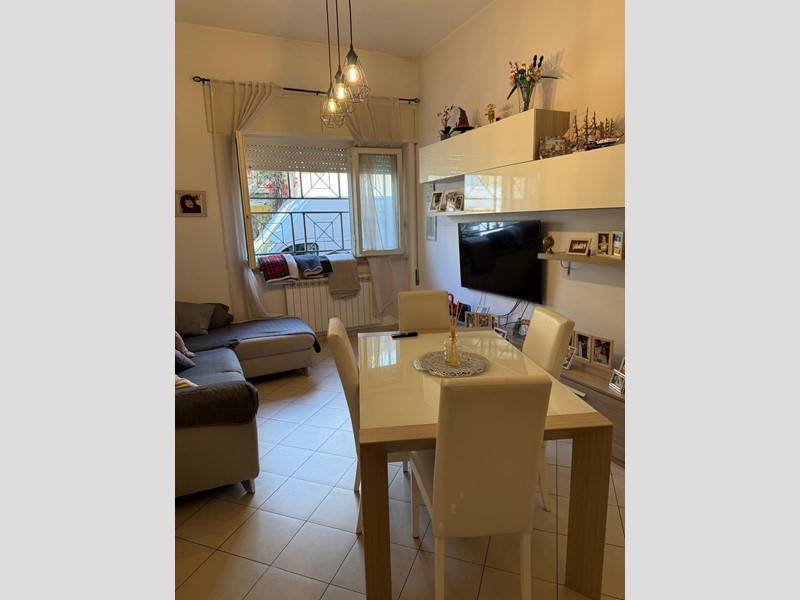 Quadrilocale in Vendita a Viareggio, 295'000€, 90 m², arredato