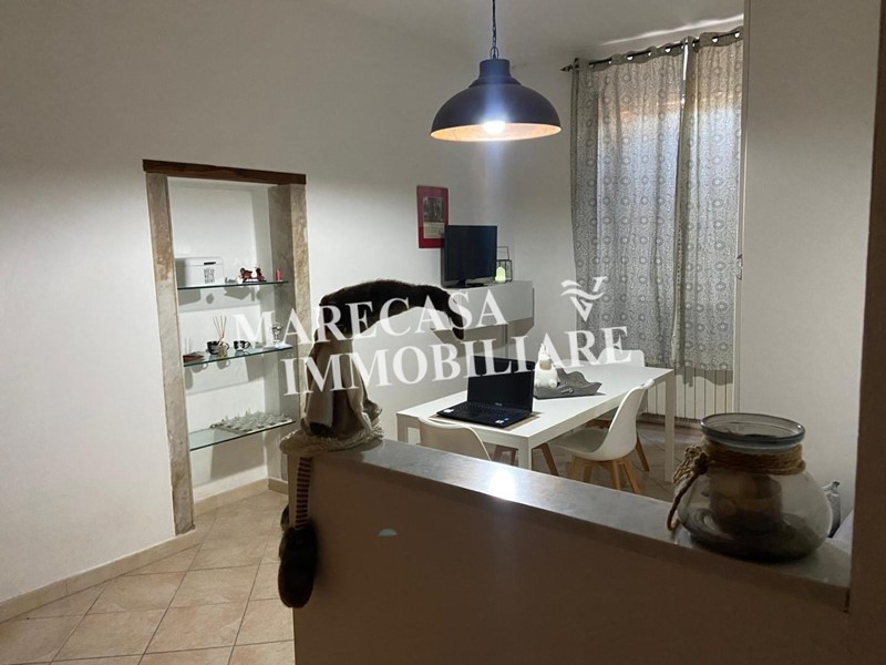 Bilocale in Vendita a Carrara, 150'000€, 55 m², arredato