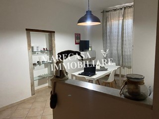 Bilocale in Vendita a Carrara, 150'000€, 55 m², arredato