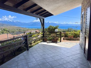 Villetta a schiera in Vendita a Santa Marina, 270'000€, 101 m², arredato