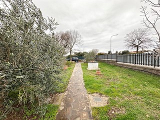 Villa bifamiliare in Vendita a Fabrica di Roma, 185'000€, 180 m²