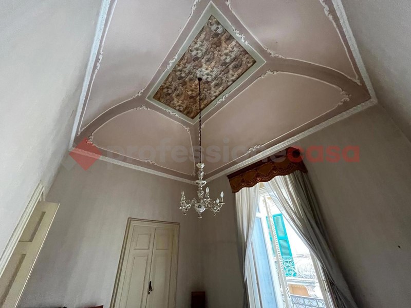 Appartamento in Vendita a Manduria, 490'000€, 600 m²