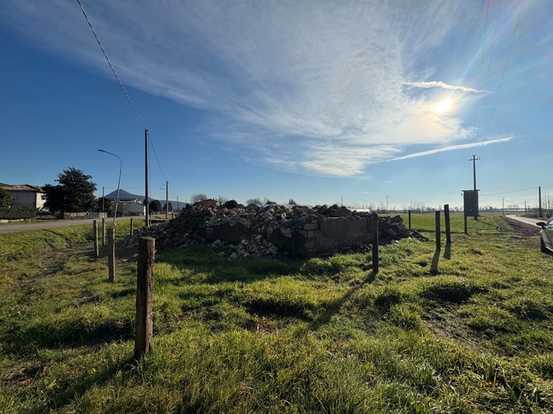 Terreno edificabile in Vendita a Noventa Vicentina, 55'000€, 200 m²
